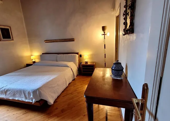 Florence Art Apartment
